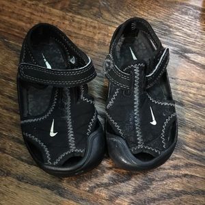 Nike toddler sandals
